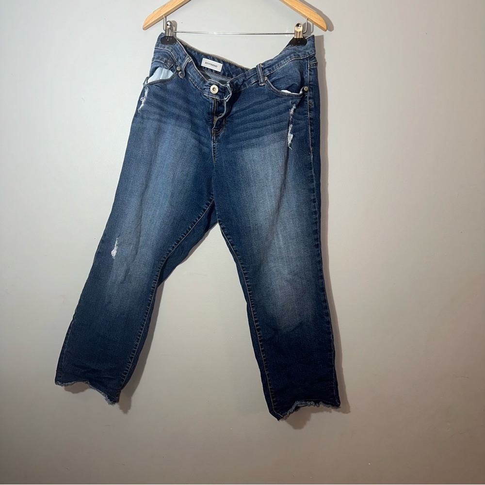 Torrid Denim Jeans Distressed  Boyfriend Plus Size 18 Medium Wash